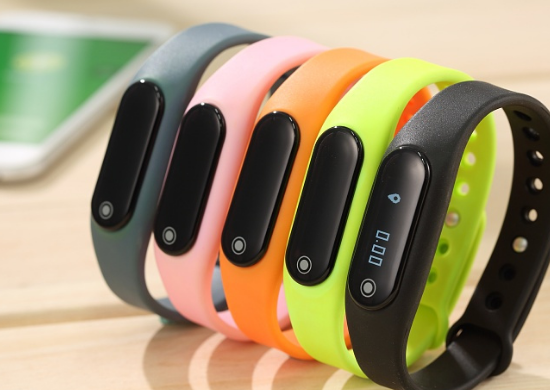如何选择智能手环？主流品牌全面解析与选购指南
